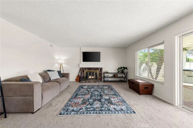 939 Nottingham, Corona, CA 92878