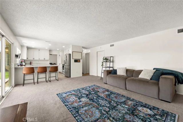 939 Nottingham, Corona, CA 92878