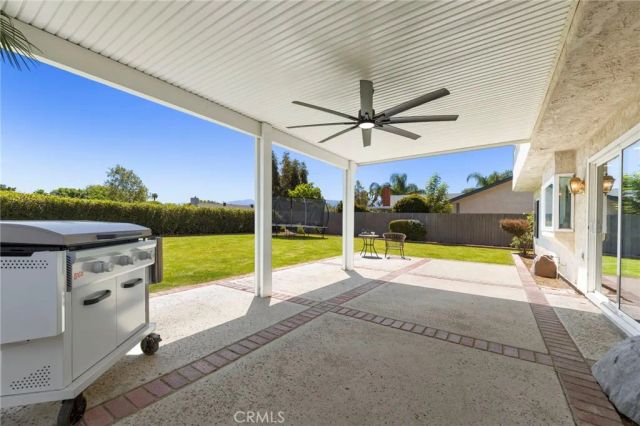 939 Nottingham, Corona, CA 92878