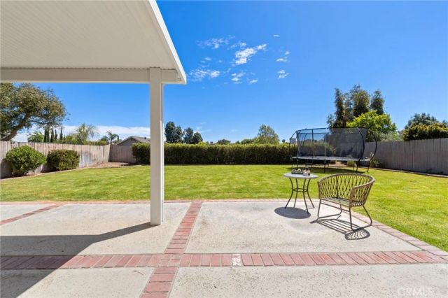 939 Nottingham, Corona, CA 92878