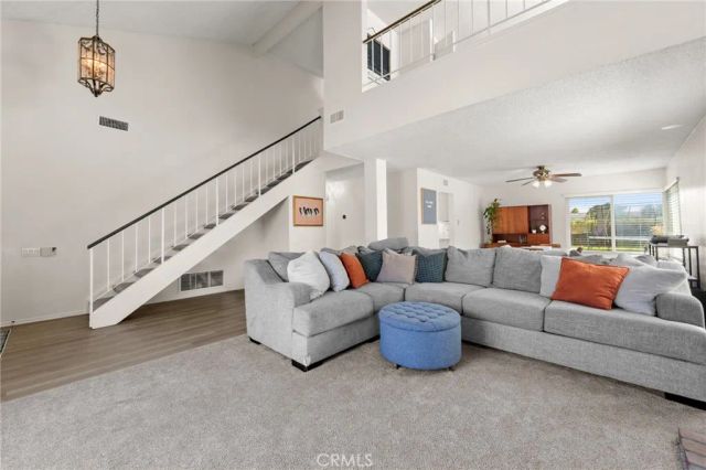 939 Nottingham, Corona, CA 92878