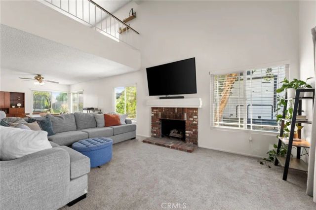 939 Nottingham, Corona, CA 92878