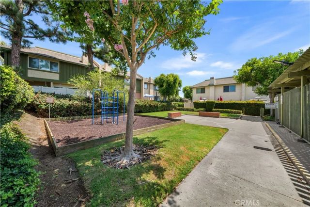 1951 Pine, La Habra, CA 90631