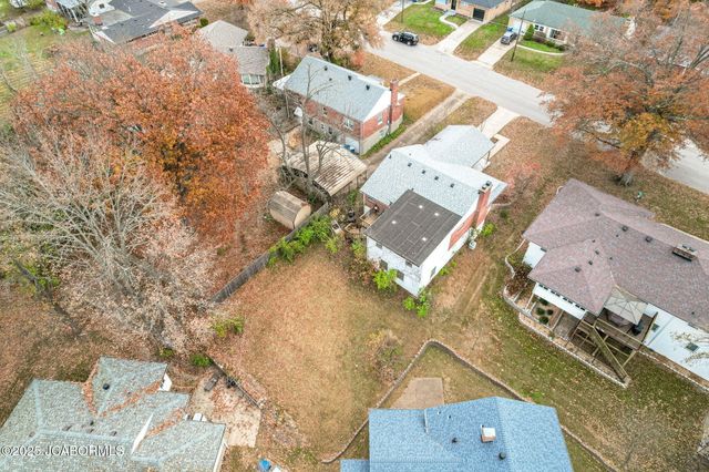 2226 HILLSDALE DRIVE, Jefferson City, MO 65109