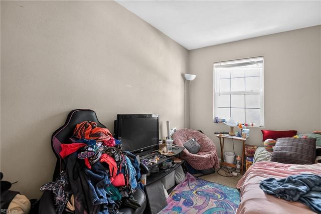 5152 Condor ST, Virginia Beach, VA 23462
