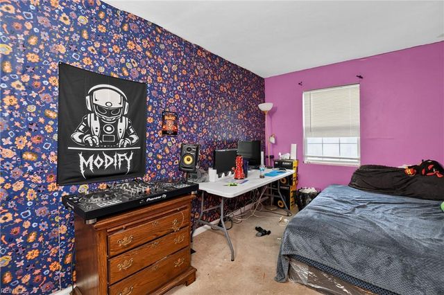 5152 Condor ST, Virginia Beach, VA 23462