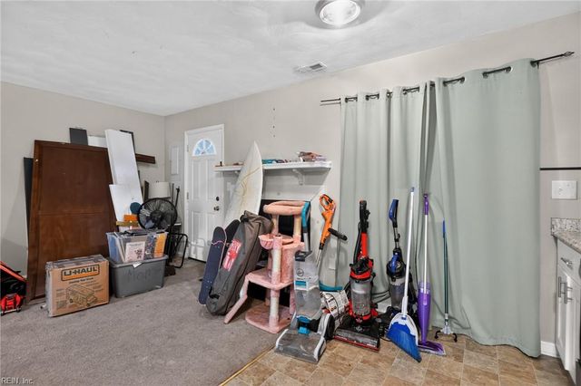 5152 Condor ST, Virginia Beach, VA 23462
