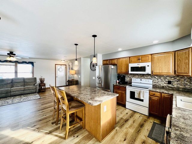 28414 Clary Lane, Richland Center, WI 53581