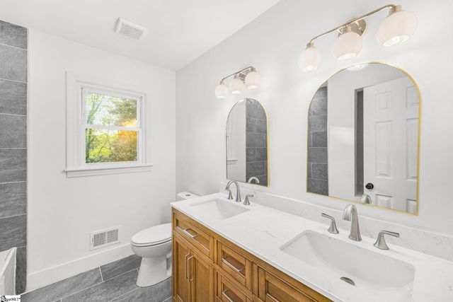 303 Central Avenue, Mauldin, SC 29662