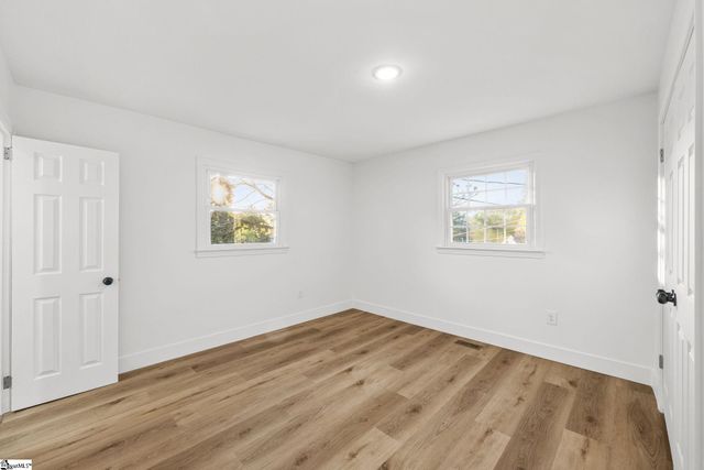 303 Central Avenue, Mauldin, SC 29662