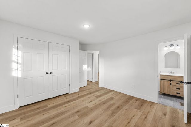 303 Central Avenue, Mauldin, SC 29662