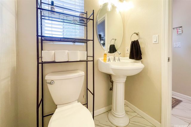 91-1026 Kaimalie Street Q2, Ewa Beach, HI 96706