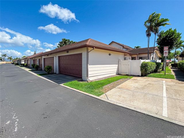 91-1026 Kaimalie Street Q2, Ewa Beach, HI 96706