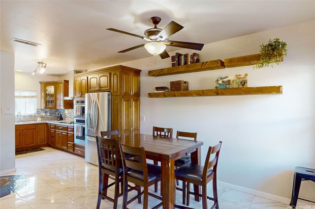 91-1026 Kaimalie Street Q2, Ewa Beach, HI 96706