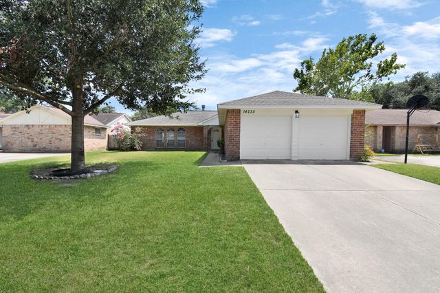 14235 Bella Drive, Cypress, TX 77429