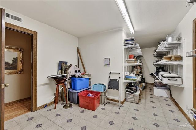 1213 W Loop 374 Loop, Mission, TX 78572