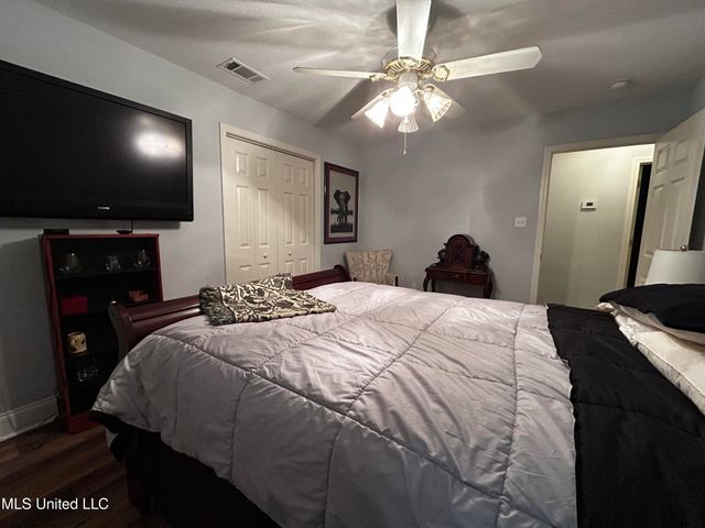 52 Falcon Drive, Picayune, MS 39466