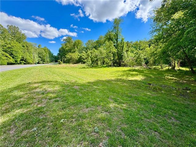 405 Brown Road, King, NC 27021