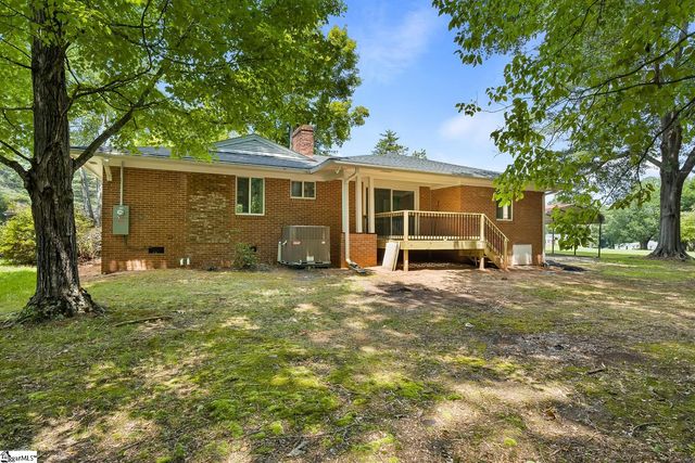 227 Belton Drive, Williamston, SC 29697