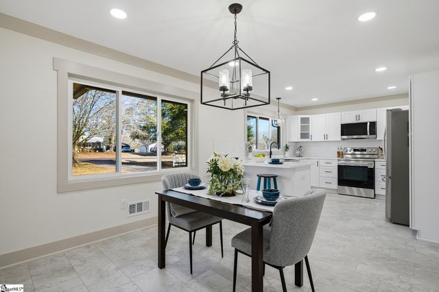 227 Belton Drive, Williamston, SC 29697