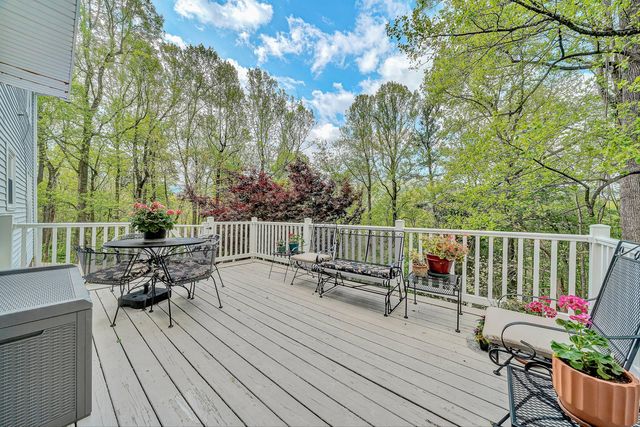 6640 Parkway DR, Roanoke, VA 24018