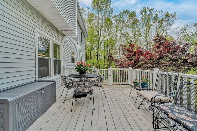 6640 Parkway DR, Roanoke, VA 24018