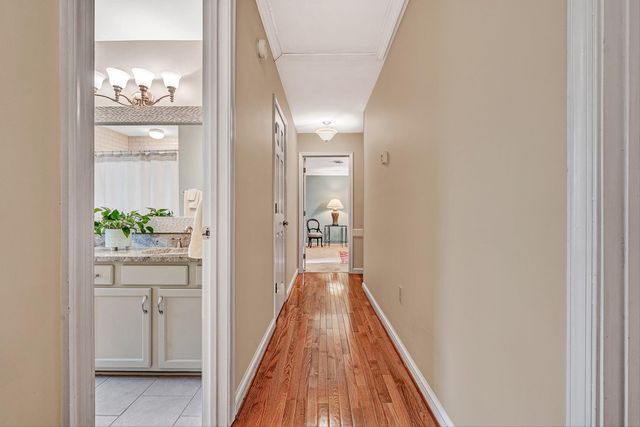 6640 Parkway DR, Roanoke, VA 24018