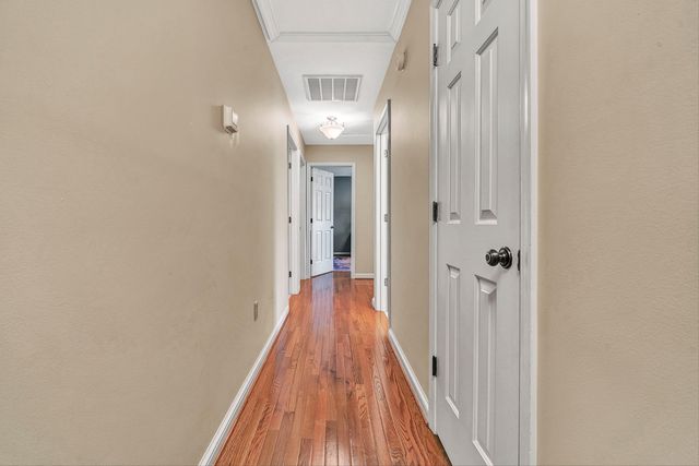6640 Parkway DR, Roanoke, VA 24018