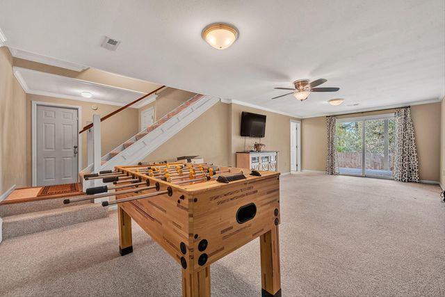 6640 Parkway DR, Roanoke, VA 24018