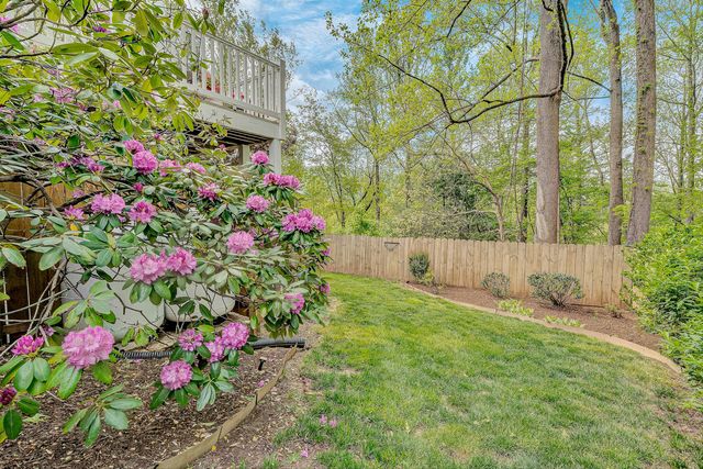 6640 Parkway DR, Roanoke, VA 24018