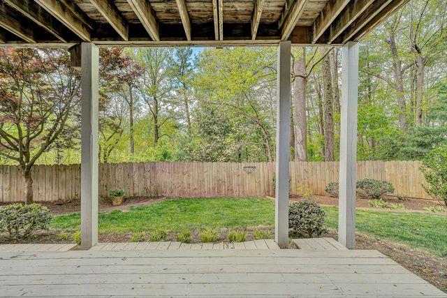 6640 Parkway DR, Roanoke, VA 24018