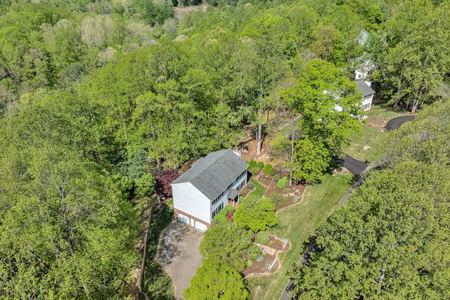 6640 Parkway DR, Roanoke, VA 24018