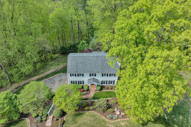 6640 Parkway DR, Roanoke, VA 24018
