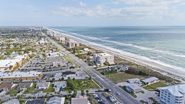 100 Flug Avenue, Indialantic, FL 32903
