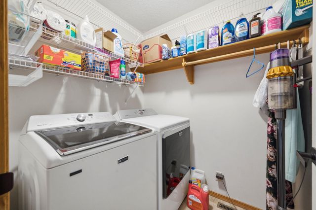 826 E Southcrest, Derby, KS 67037