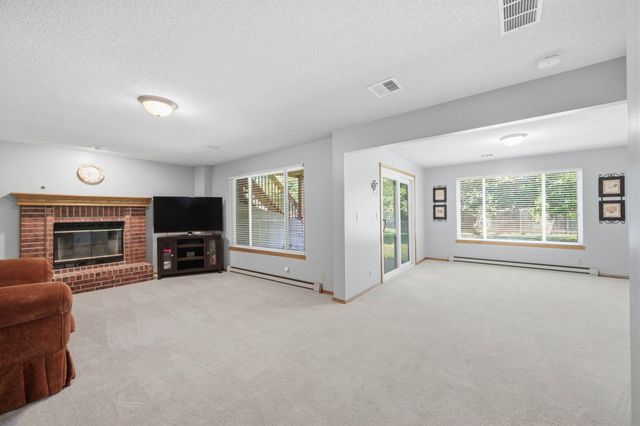826 E Southcrest, Derby, KS 67037