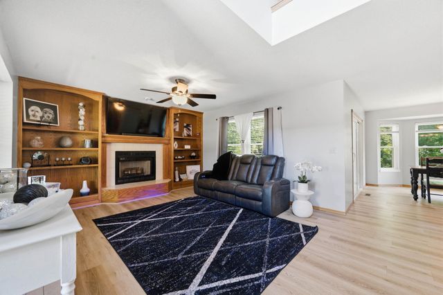826 E Southcrest, Derby, KS 67037
