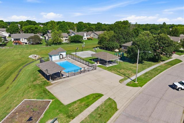 826 E Southcrest, Derby, KS 67037