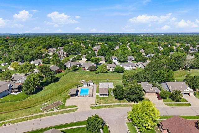 826 E Southcrest, Derby, KS 67037