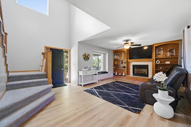 826 E Southcrest, Derby, KS 67037