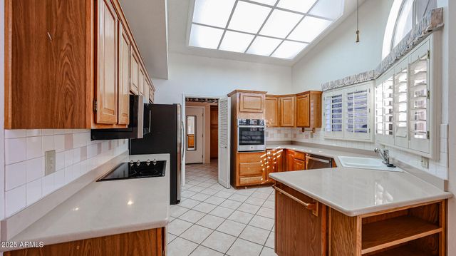 20020 N ASCOT Drive, Sun City West, AZ 85375