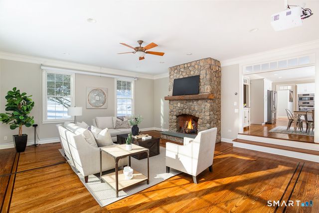 40 Magellan Lane, Easton, CT 06612