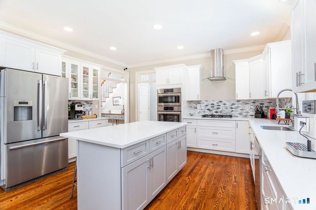 40 Magellan Lane, Easton, CT 06612