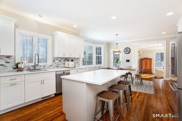 40 Magellan Lane, Easton, CT 06612