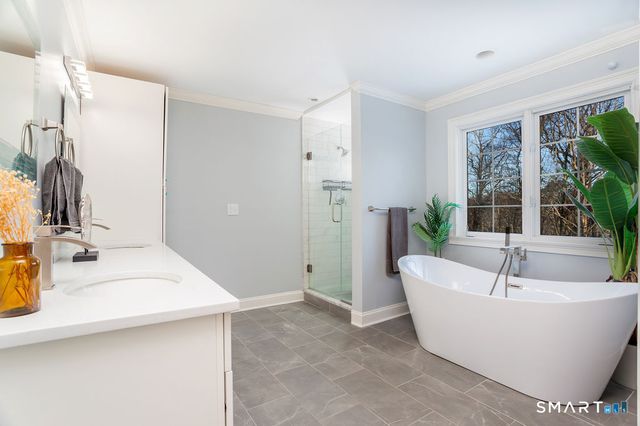 40 Magellan Lane, Easton, CT 06612