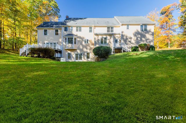 40 Magellan Lane, Easton, CT 06612