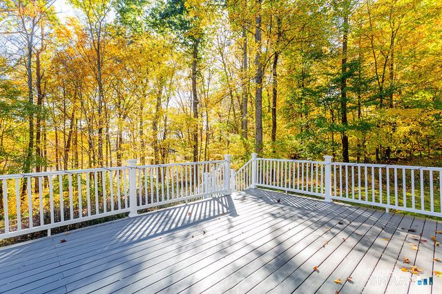 40 Magellan Lane, Easton, CT 06612