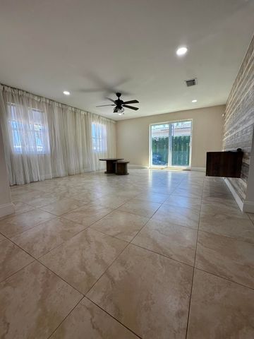 5605 SW 24th Avenue, Fort Lauderdale, FL 33312