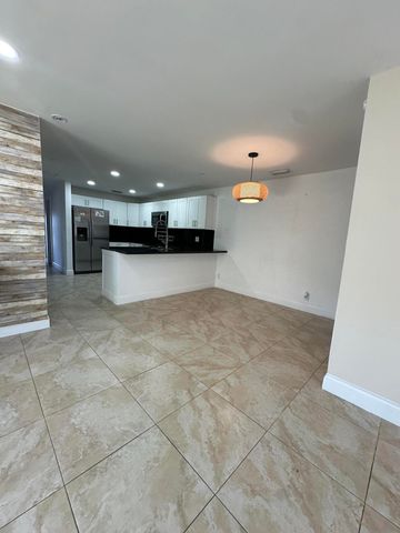 5605 SW 24th Avenue, Fort Lauderdale, FL 33312