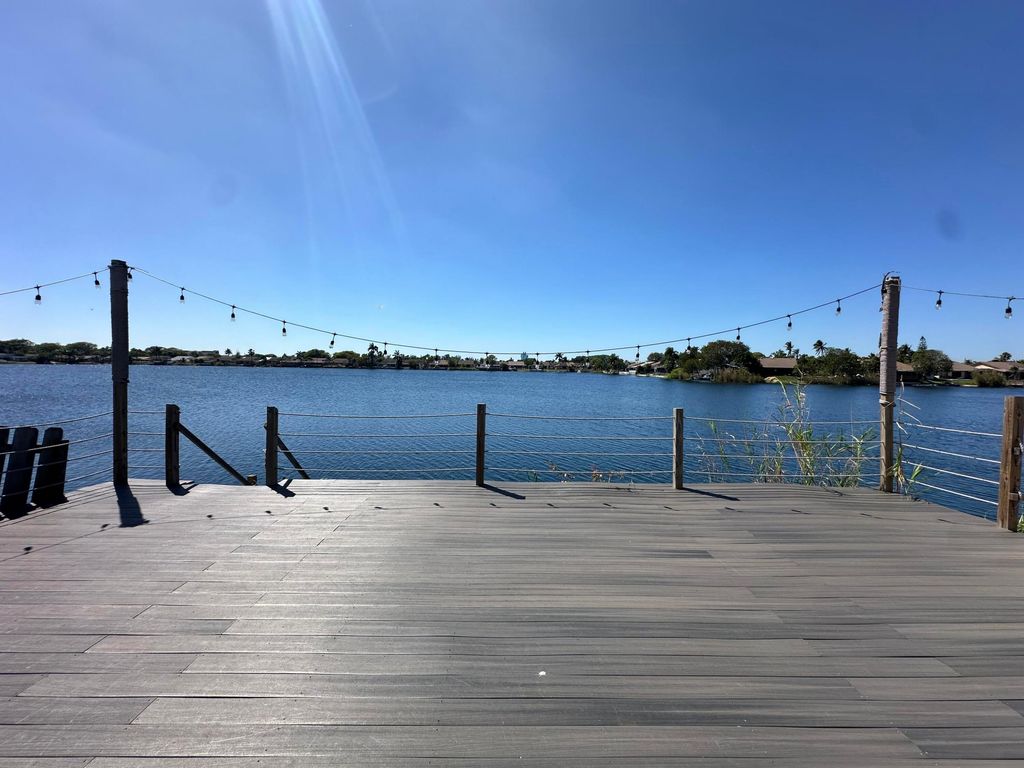 5605 SW 24th Avenue, Fort Lauderdale, FL 33312